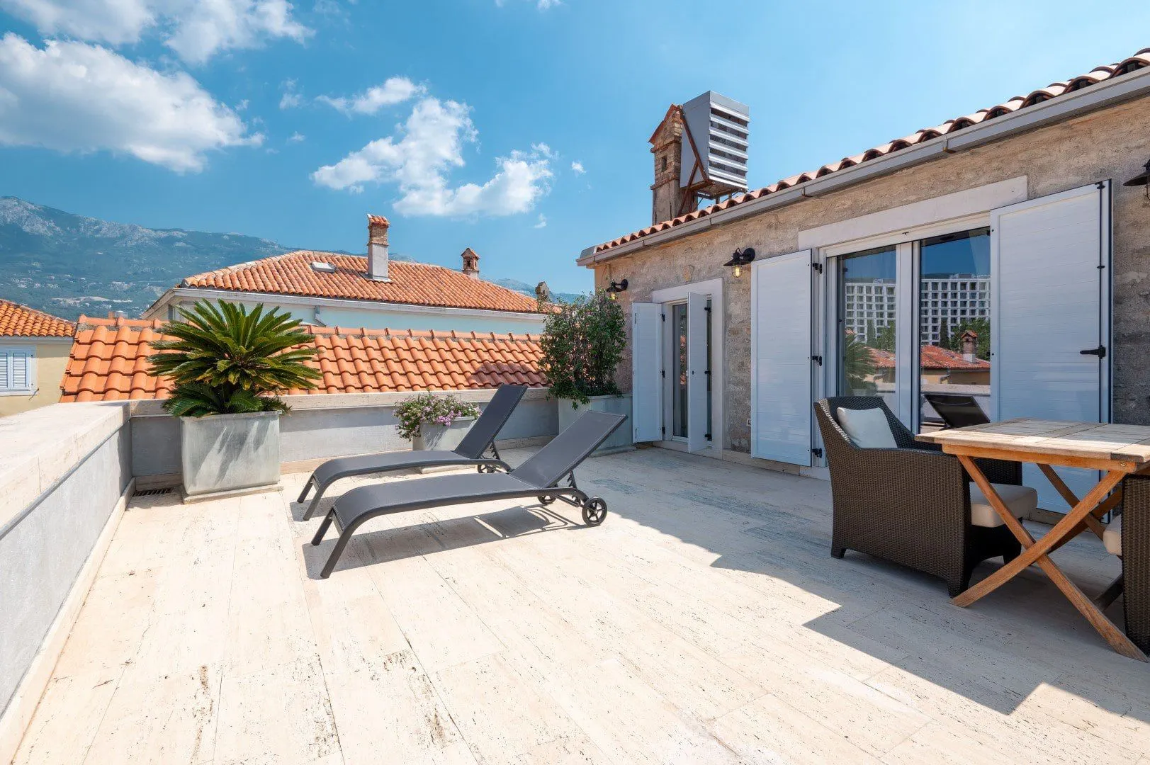Sale, three bedroom apartment, 192m², Budva, Crna Gora