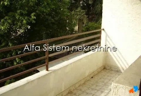 Izdavanje, poslovni prostor, 90m², Čukarica, Beograd - image 8