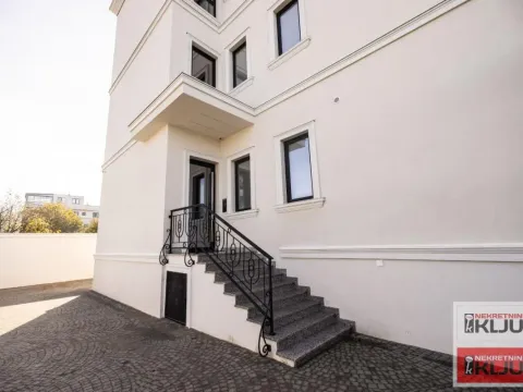 Rent, four bedroom apartment, 120m², Tatarsko brdo, Petrovaradin - image 38