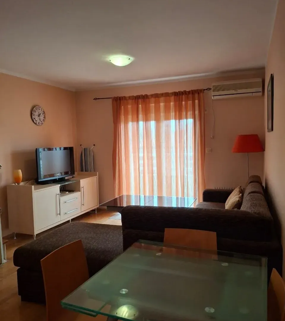 Prodaja, jednosoban stan, 52m², Bečići, Budva