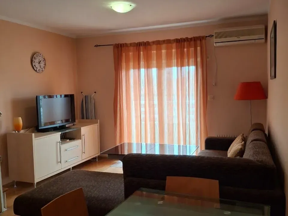 Prodaja, jednosoban stan, 52m², Bečići, Budva