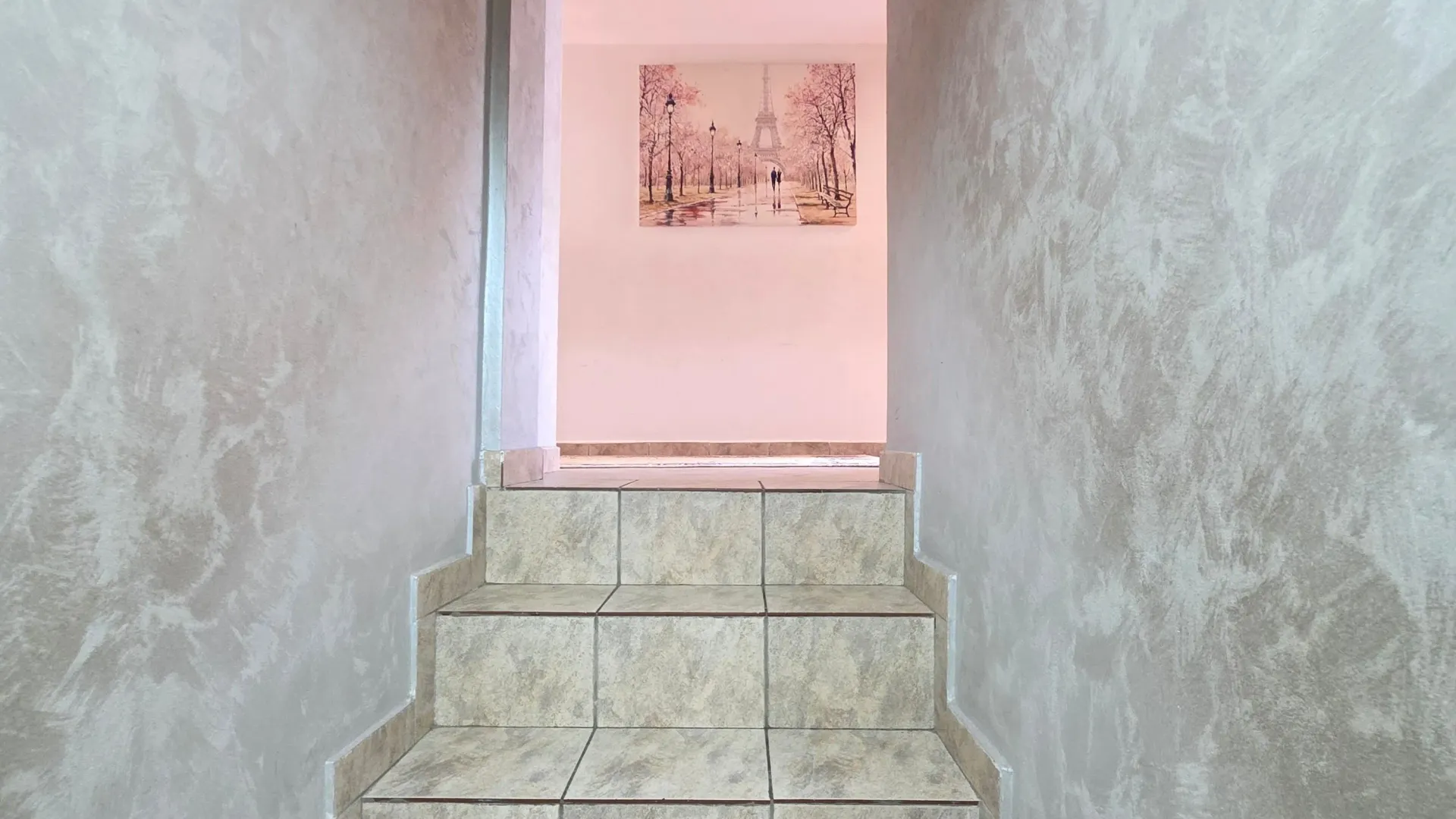 Prodaja, dvosoban stan, 83m², Krivi Most, Podgorica