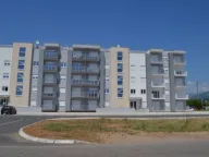 Izdavanje, dvosoban stan, 65m², Stari Aerodrom, Podgorica - image 2