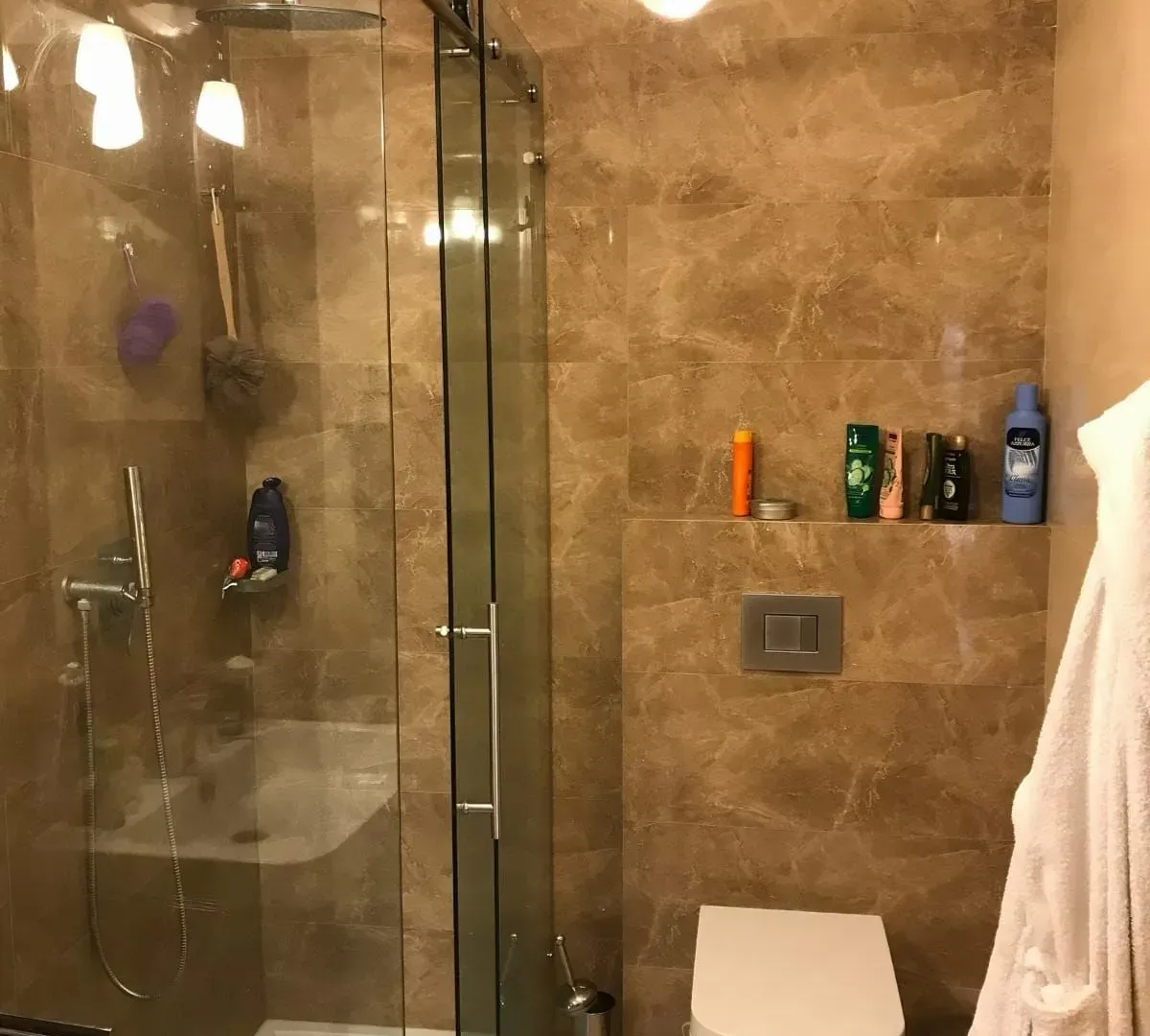 Prodaja, dvosoban stan, 79m², Centar, Podgorica