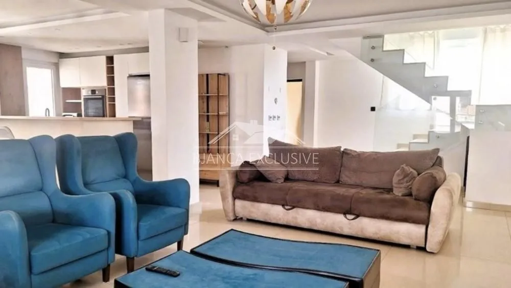 Prodaja, četvorosoban stan, 130m², Lekino Brdo, Voždovac Sve Podlokacije