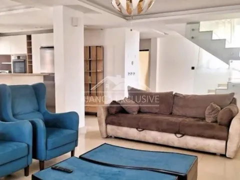 Sale, four bedroom apartment, 130m², Lekino Brdo, Voždovac Sve Podlokacije