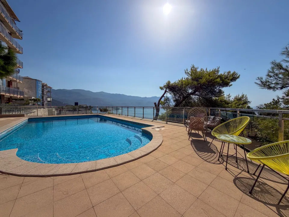 Sale, two bedroom apartment, 120m², Komoševina, Budva