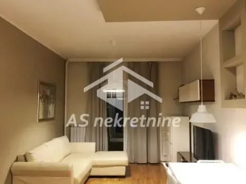 Rent, two bedroom apartment, 50m², Kalenić Pijaca, Vračar Sve Podlokacije - image 3