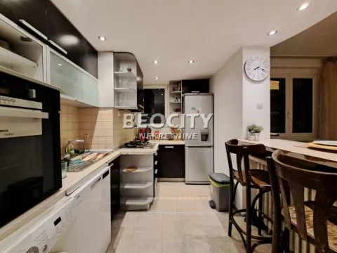 Prodaja, trosoban stan, 82m², Kalenić Pijaca, Vračar Sve Podlokacije - image 18