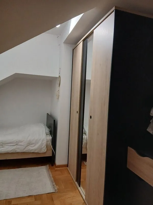 Izdavanje, dvosoban stan, 42m², Jajinci, Voždovac Sve Podlokacije