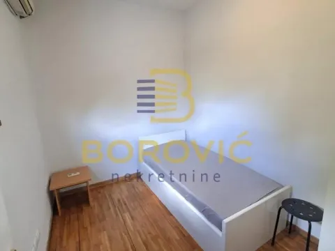 Rent, apartment, 220m², Savski Venac, Beograd - image 12