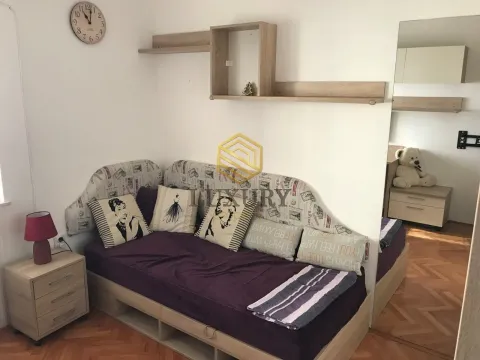 Rent, two bedroom apartment, 750m², Kruševac, Podgorica - image 5