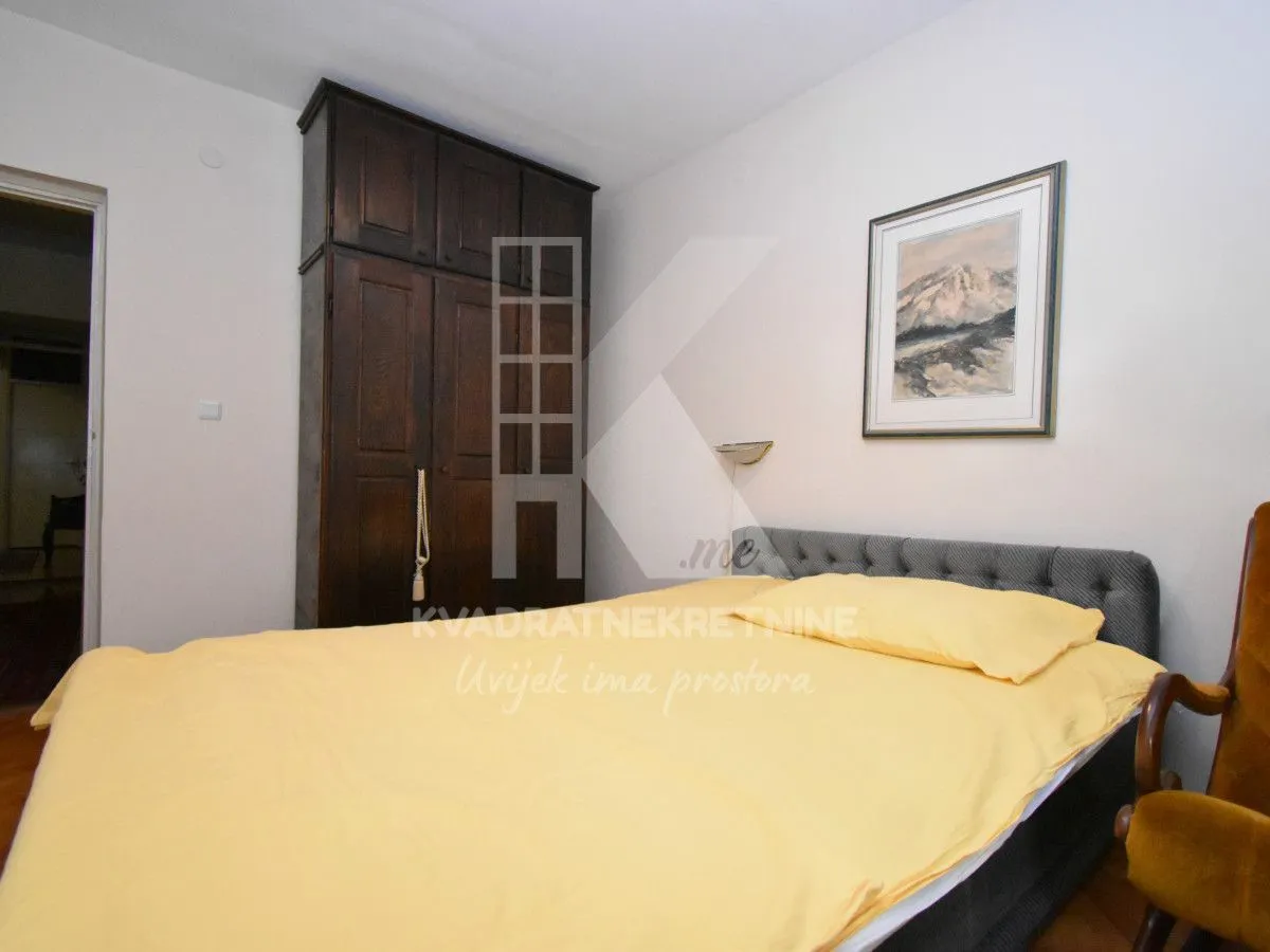Prodaja, četvorosoban stan, 120m², Blok 7, Podgorica