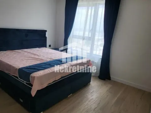 Izdavanje, trosoban stan, 88m², Savski Venac, Beograd - image 9