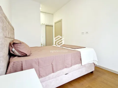 Izdavanje, jednosoban stan, 52m², Centar, Podgorica - image 7