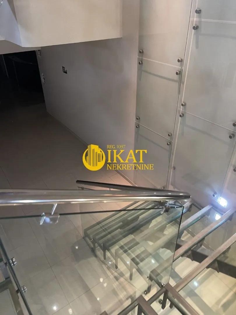 Rent, office space, 526m², Stari Grad, Beograd