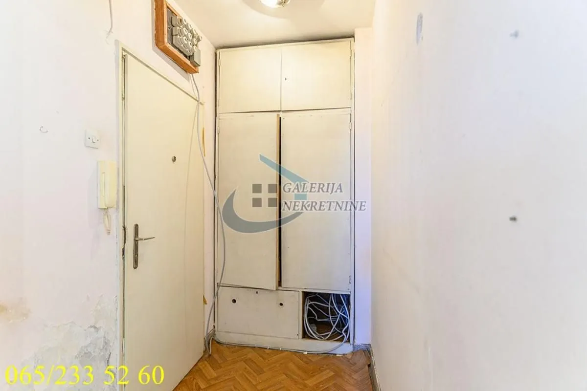 Sale, two bedroom apartment, 64m², Lion, Zvezdara Sve Podlokacije