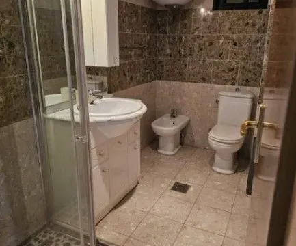 Izdavanje, trosoban stan, 150m², Pržno, Budva - image 7