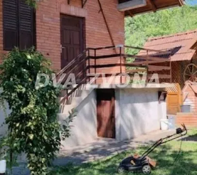 Sale, house, 66m², Irig, Srbija - image 17