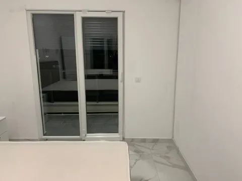Rent, two bedroom apartment, 56m², Radovanići, Herceg Novi - image 3