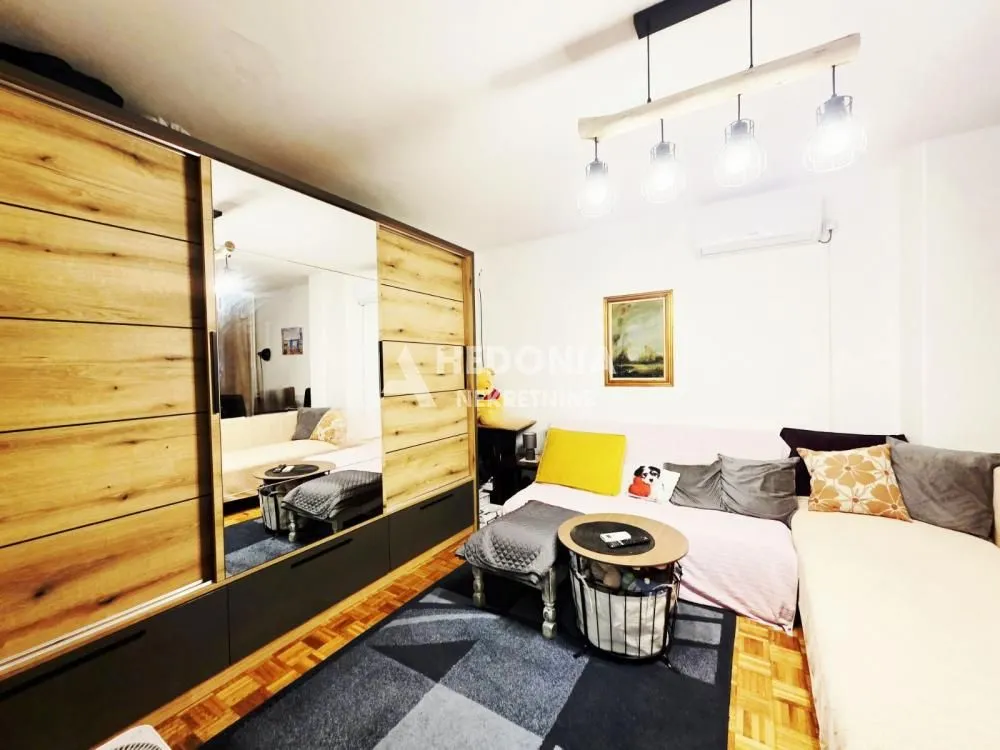 Prodaja, jednosoban stan, 50m², Novi Beograd Blok 72, Novi Beograd Sve Podlokacije