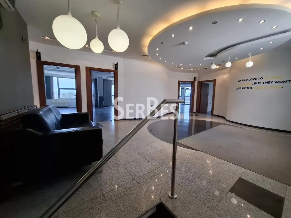 Sale, office space, 736m², Salajka, Novi Sad Sve Podlokacije