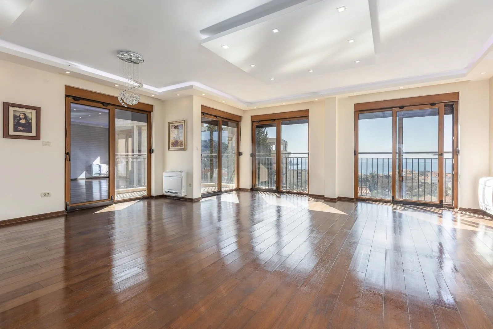 Sale, three bedroom apartment, 152m², Petrovac, Budva