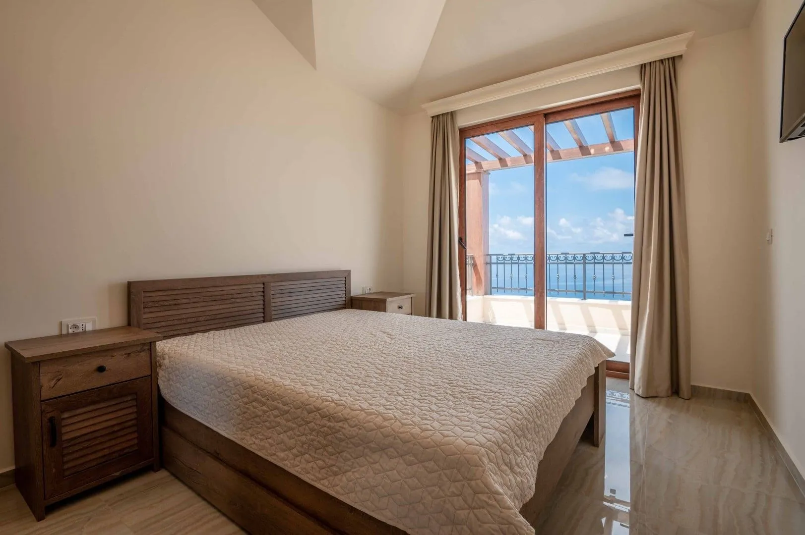 Sale, house, 335m², Blizikuće, Budva