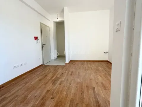 Izdavanje, garsonjera, 30m², Zabjelo, Podgorica - image 8