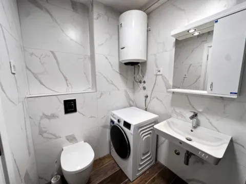 Izdavanje, jednosoban stan, 53m², Centar, Podgorica - image 8