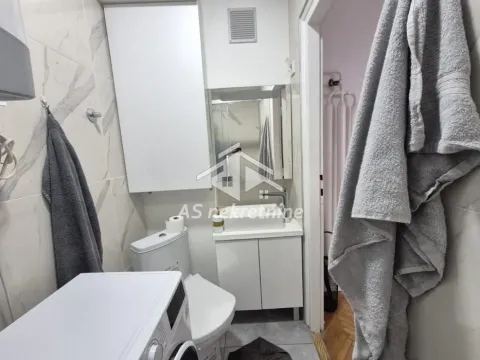 Izdavanje, dvosoban stan, 45m², Stari Grad, Beograd - image 12