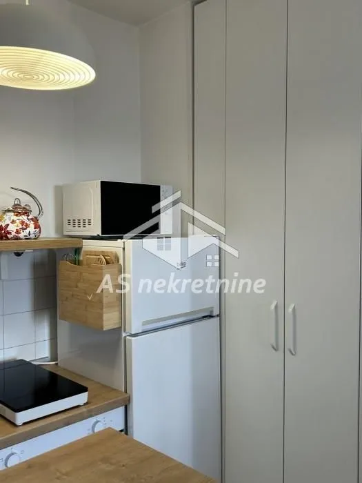 Rent, one bedroom apartment, 33m², Stari Grad, Beograd