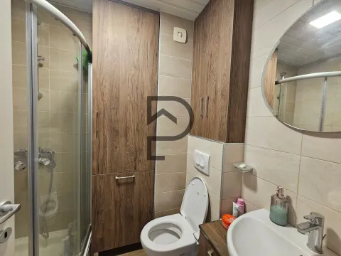 Rent, one bedroom apartment, 45m², City Kej, Podgorica - image 8