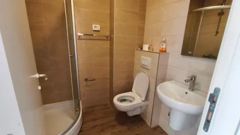 Rent, one bedroom apartment, 35m², City Kej, Podgorica - image 4