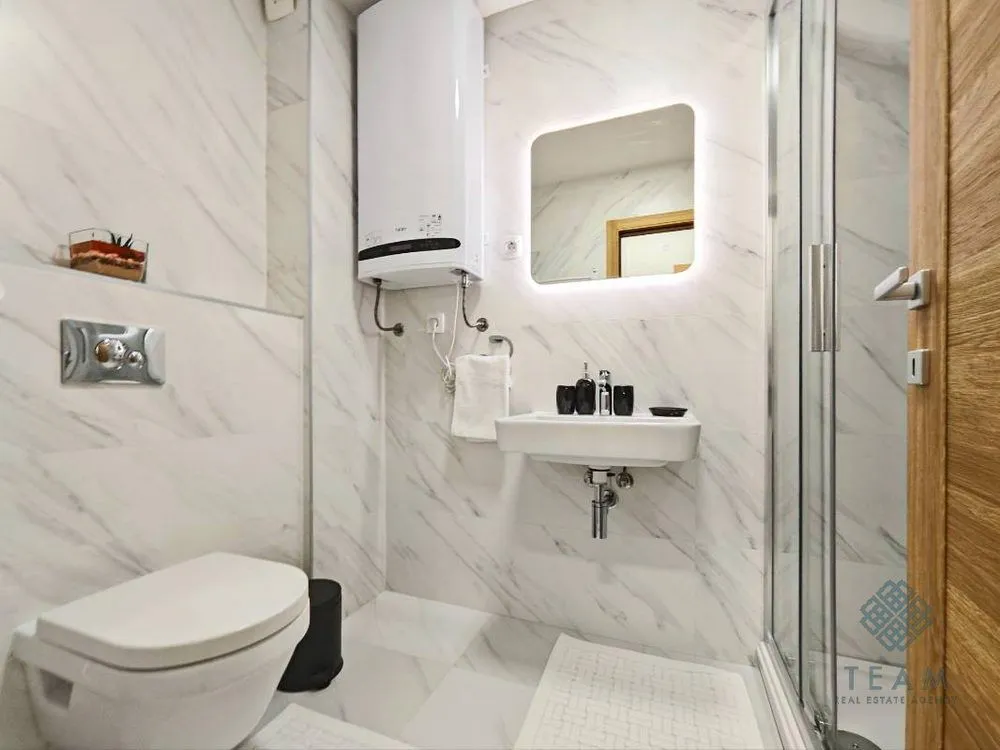 Izdavanje, jednosoban stan, 47m², New City, Podgorica