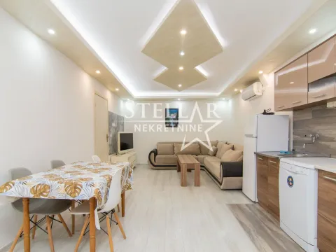 Izdavanje, dvosoban stan, 70m2, Tološi, Podgorica