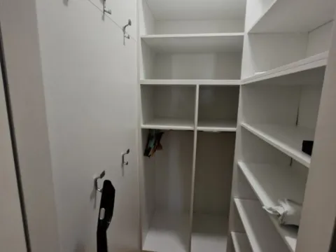 Izdavanje, trosoban stan, 105m², Central Point, Podgorica - image 7