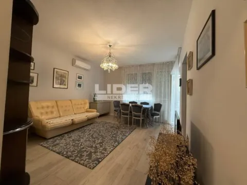 Izdavanje, dvosoban stan, 45m2, Kalenić Pijaca, Vračar, Beograd Izdavanje, dvosoban stan, 45m2, Kalenić Pijaca, Vračar, Beograd