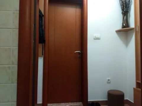 Prodaja, jednosoban stan, 35m², Centar, Nikšić - image 7