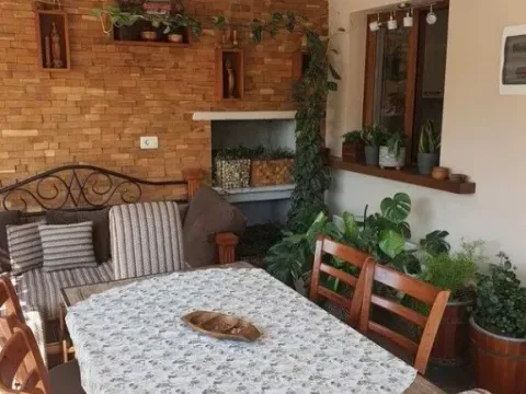 Izdavanje, kuća, 92m², Mareza, Podgorica - image 3