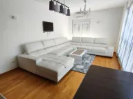 Izdavanje, dvosoban stan, 75m², Stari Aerodrom, Podgorica - image 9