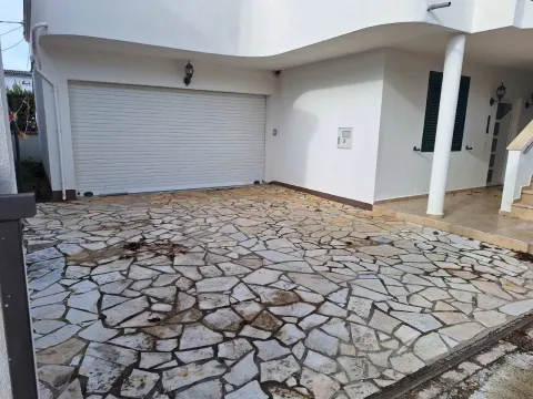 Prodaja, kuća, 250m², Velika Plaža, Ulcinj - image 5