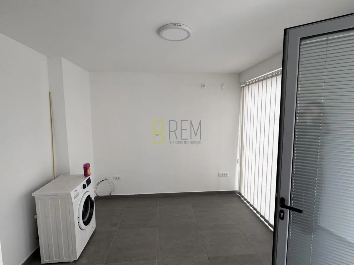 Rent, office space, 50m², Lepa Kata, Podgorica