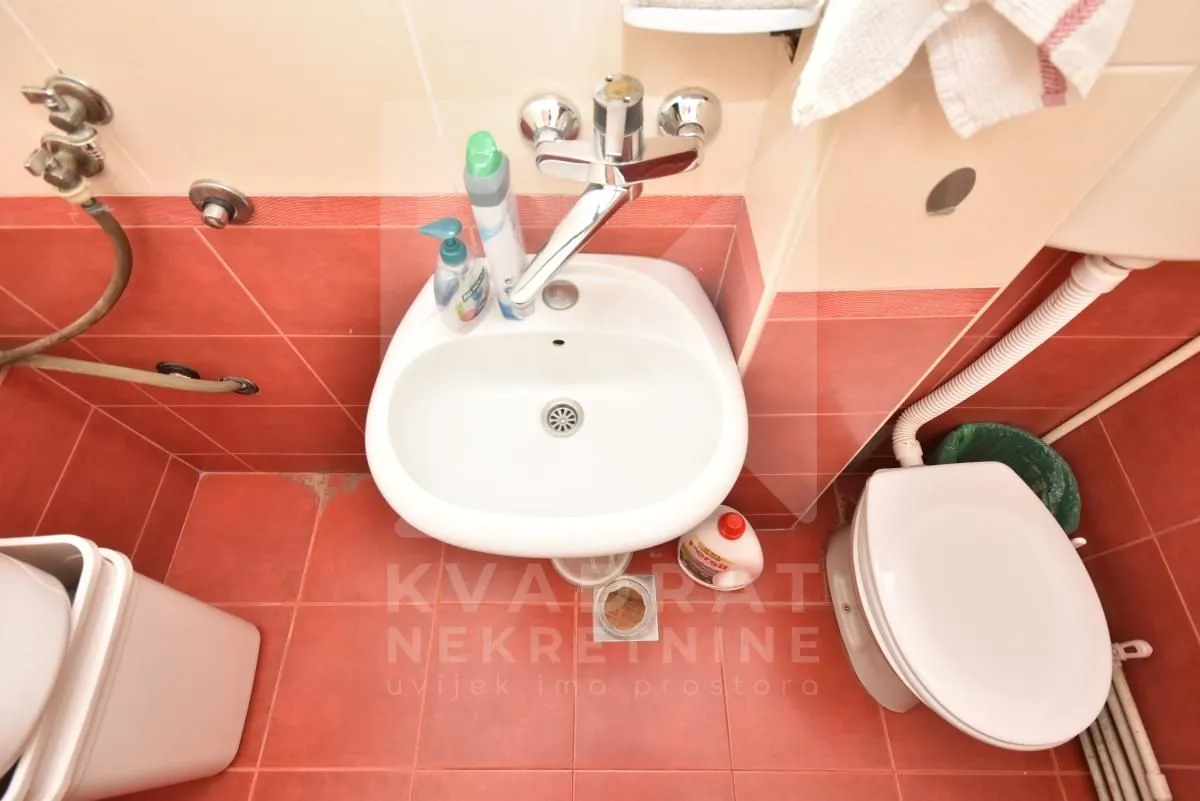 Izdavanje, kuća, 250m², Stari Aerodrom, Podgorica