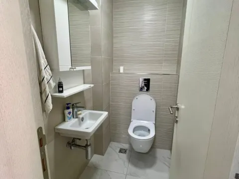 Rent, three bedroom apartment, 78m², Nova Dalmatinska, Podgorica - image 10