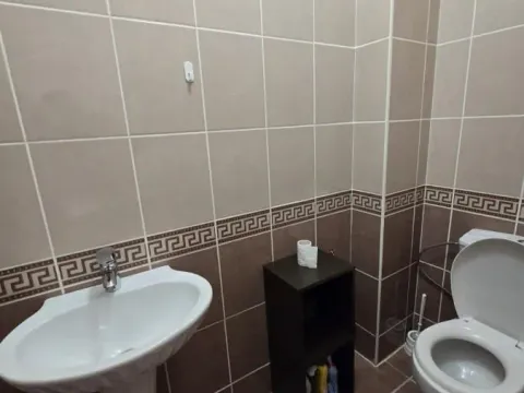 Izdavanje, dvosoban stan, 64m², Sajmište, Novi Sad - image 10