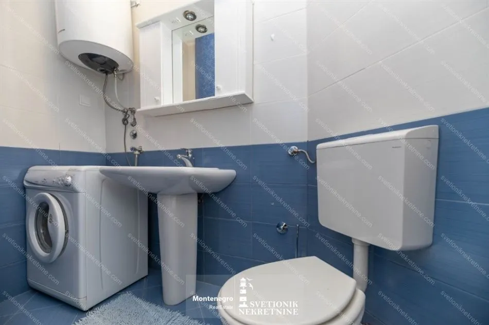 Prodaja, dvosoban stan, 65m², Đenovići, Herceg Novi