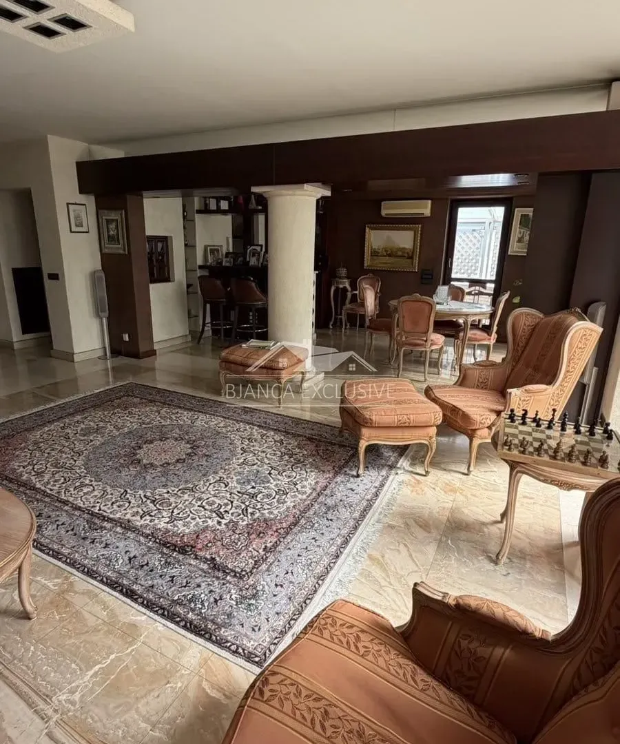 Prodaja, četvorosoban stan, 201m², Novi Beograd Sve Podlokacije, Beograd