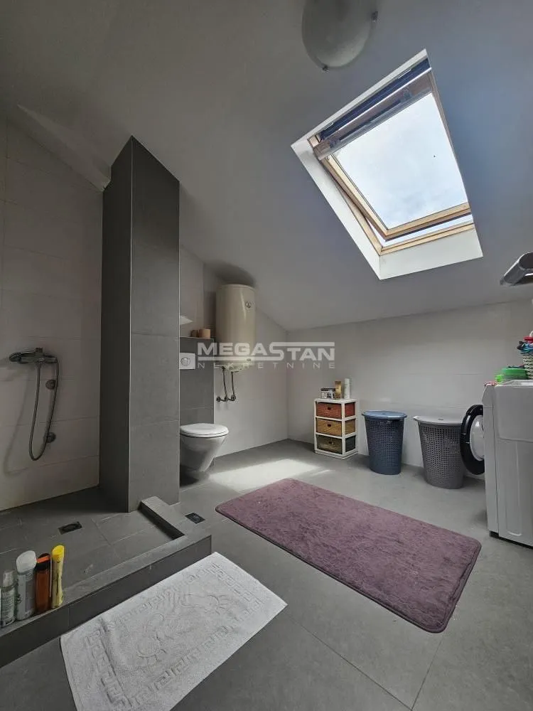 Sale, three bedroom apartment, 94m², Lion, Zvezdara Sve Podlokacije