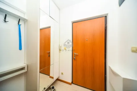 Rent, one bedroom apartment, 49m², Autobuska stanica, Podgorica - image 10